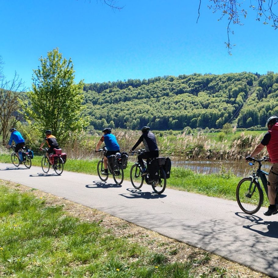 Radweg Titting Emsing